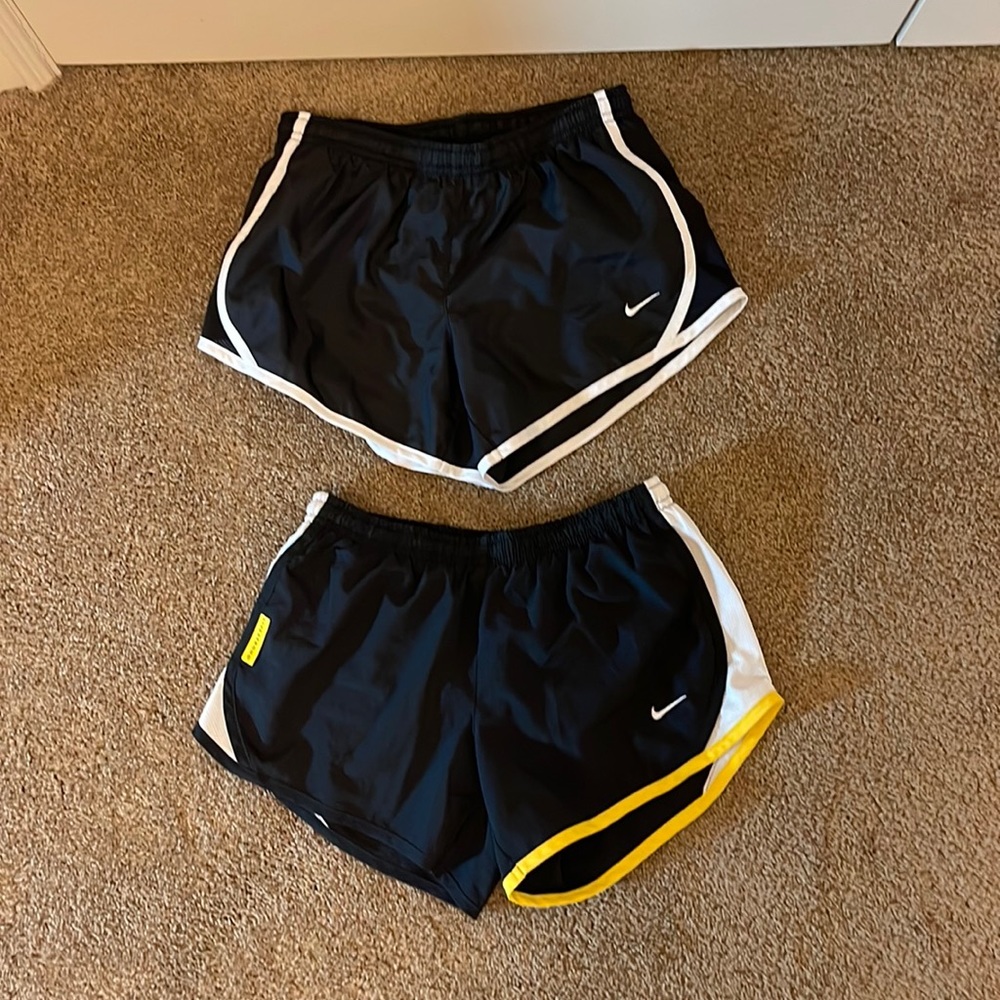 Set of 2 Girls Nike Dri-Fit shorts